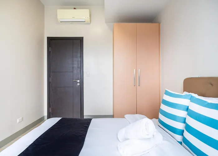 2br 2tb Uptown Parksuites Bgc Balcony,fast Wifi,washer *